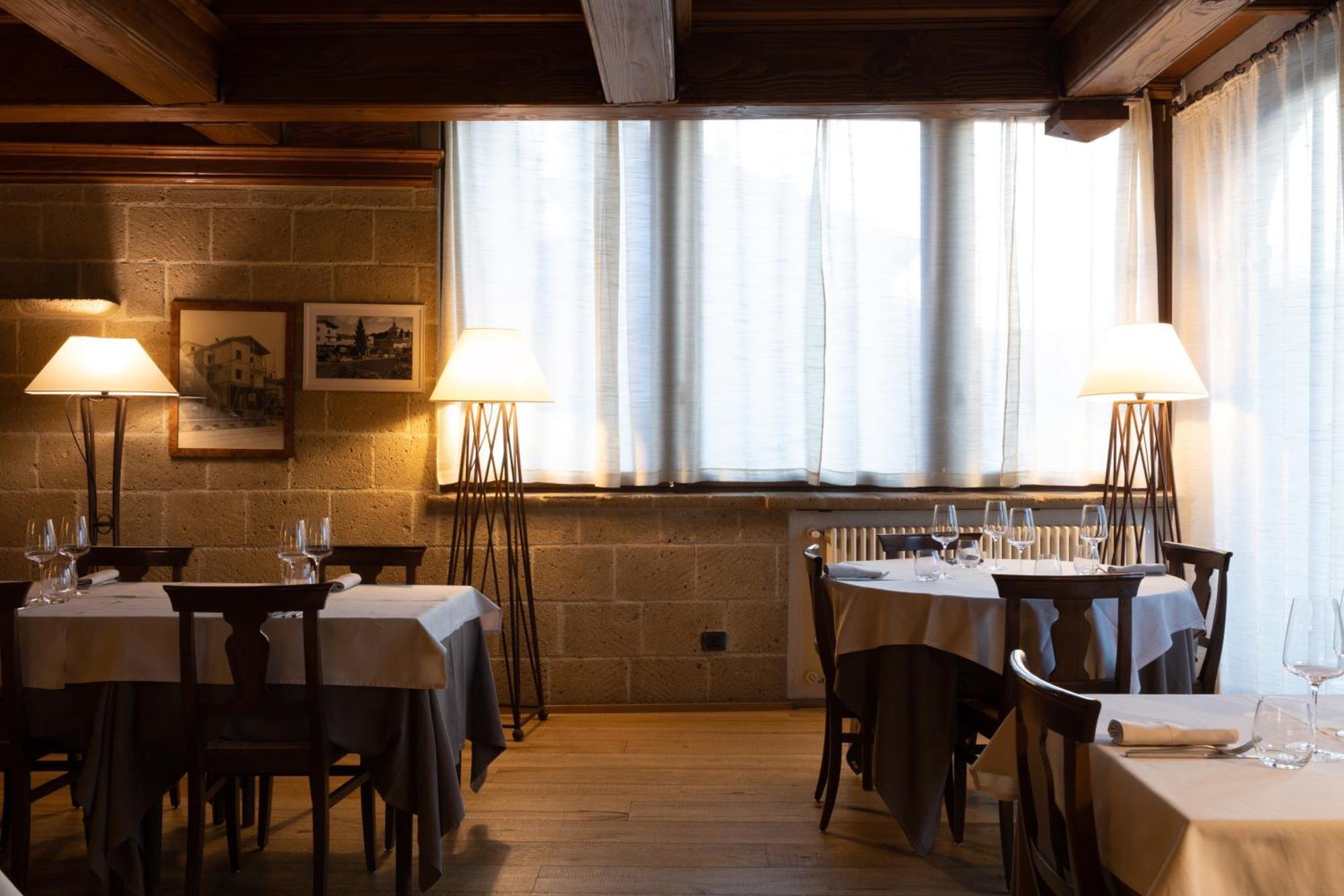 Hotel Ristorante Da Politano Boves Exteriör bild