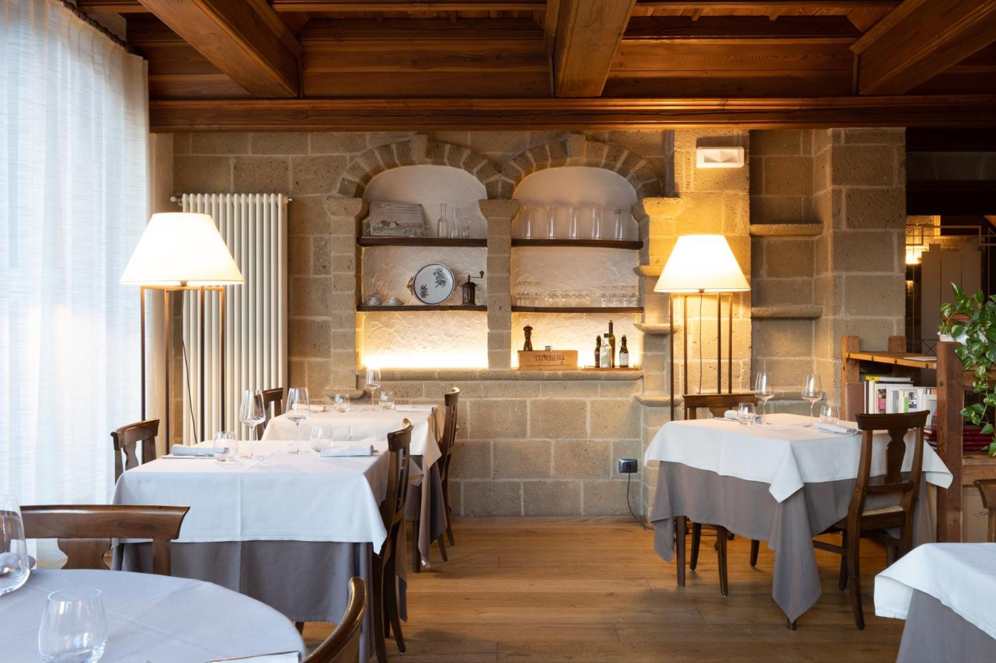 Hotel Ristorante Da Politano Boves Exteriör bild